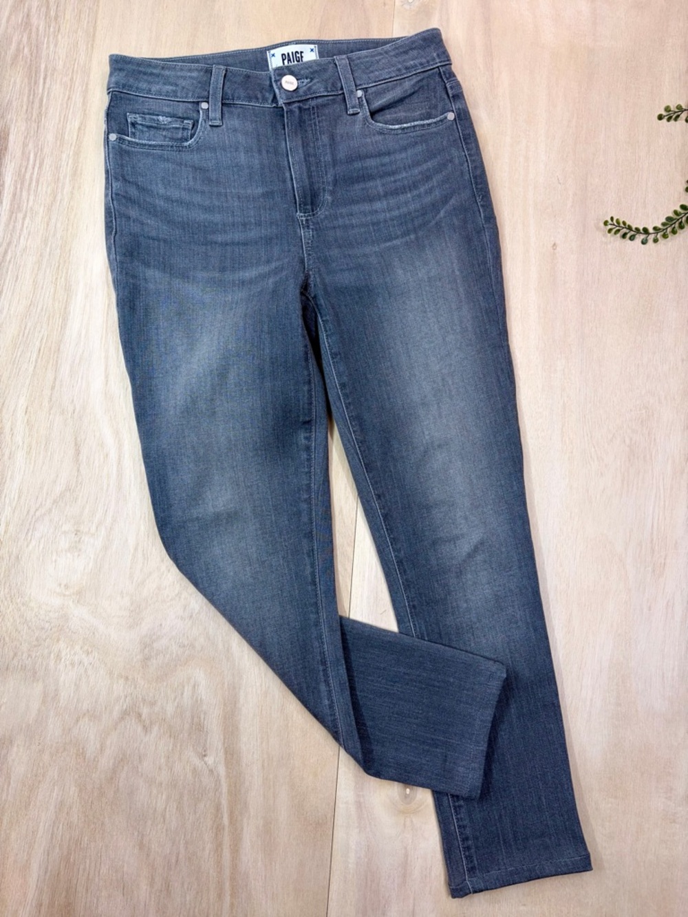 PAIGE Hoxton Ankle Jeans Gray Stone Wash Women’s 26
